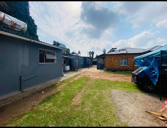 13 BEDROOM HOUSE FOR SALE IN PRIMROSE